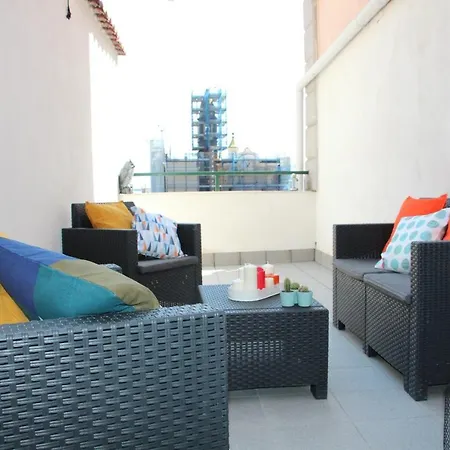 La Terrazza Sul Porto Apartment *